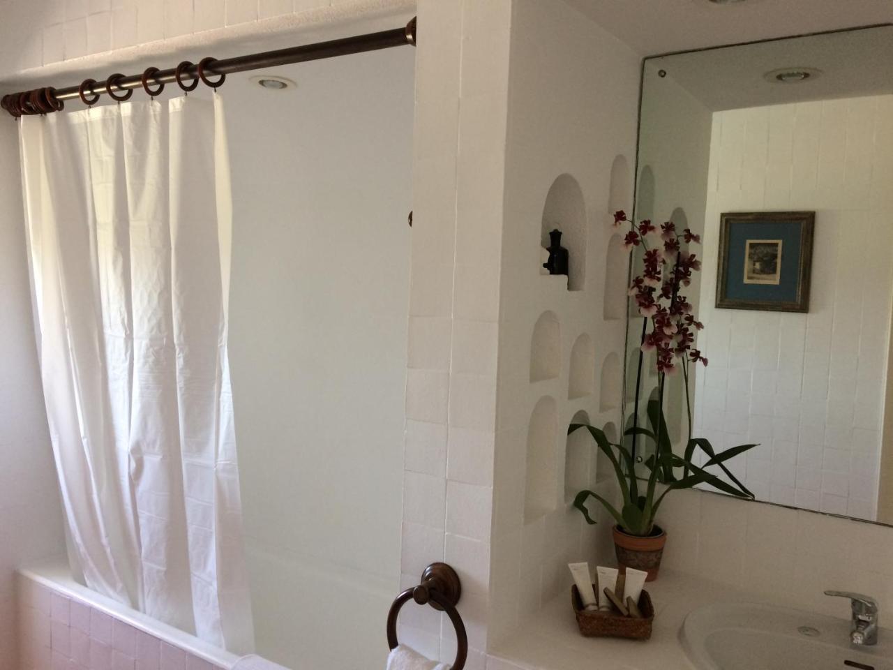 Convento Inn And Artists Residency Chamusca  Bagian luar foto